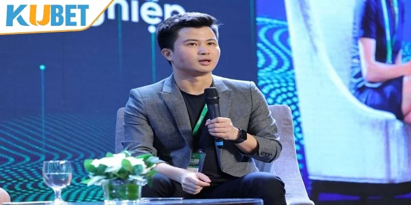 Đôi nét về tác giả Hoàng Hải 